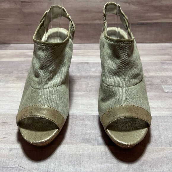 Dana Buchman Womens Wedge Peep-Toe Sandals Size 9 Medium Beige & Gold - Picture 5 of 11